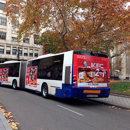 publicidad-lateral-trasera-autobus publicidad lateral trasera autobus